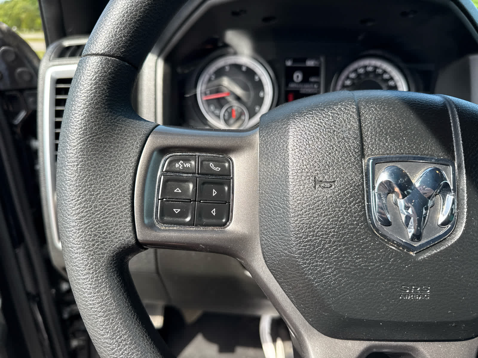 2024 RAM 1500 Classic Warlock Crew Cab 4x4 5'7' Box