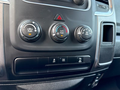2024 RAM 1500 Classic Warlock Crew Cab 4x4 5'7' Box