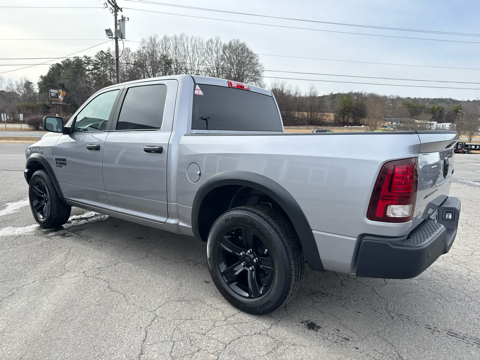 2024 RAM 1500 Classic Warlock Crew Cab 4x4 5'7' Box