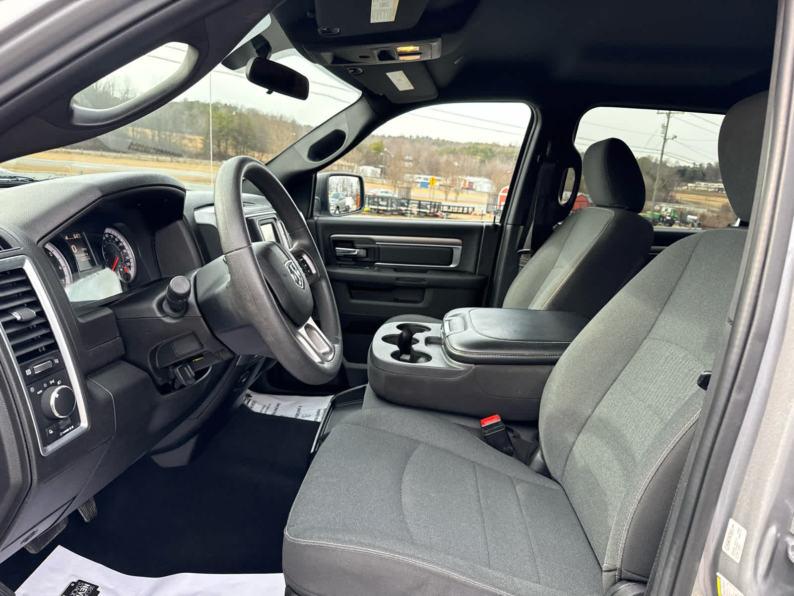 2024 RAM 1500 Classic Warlock Crew Cab 4x4 5'7' Box