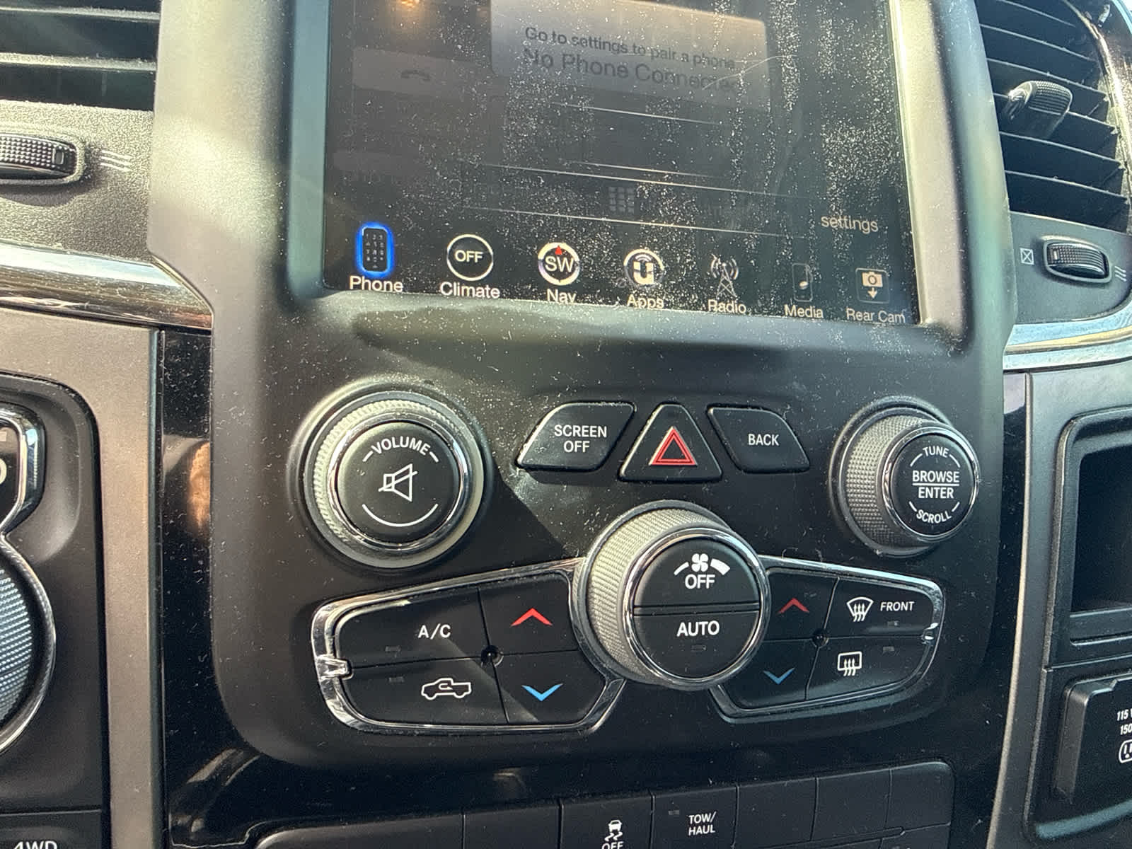 2017 RAM 1500 Night Crew Cab 4x4 5'7' Box