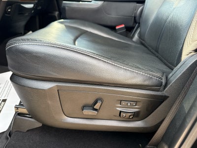 2018 RAM 1500 Laramie Crew Cab 4x4 6'4' Box