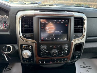 2018 RAM 1500 Laramie Crew Cab 4x4 6'4' Box