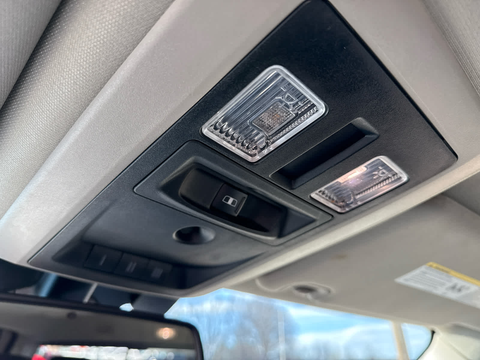 2018 RAM 1500 Laramie Crew Cab 4x4 6'4' Box