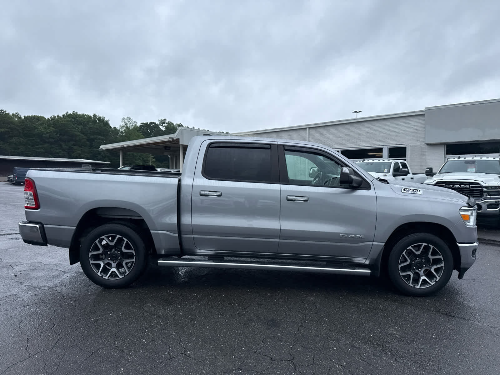 2020 RAM 1500 Big Horn Crew Cab 4x2 5'7' Box
