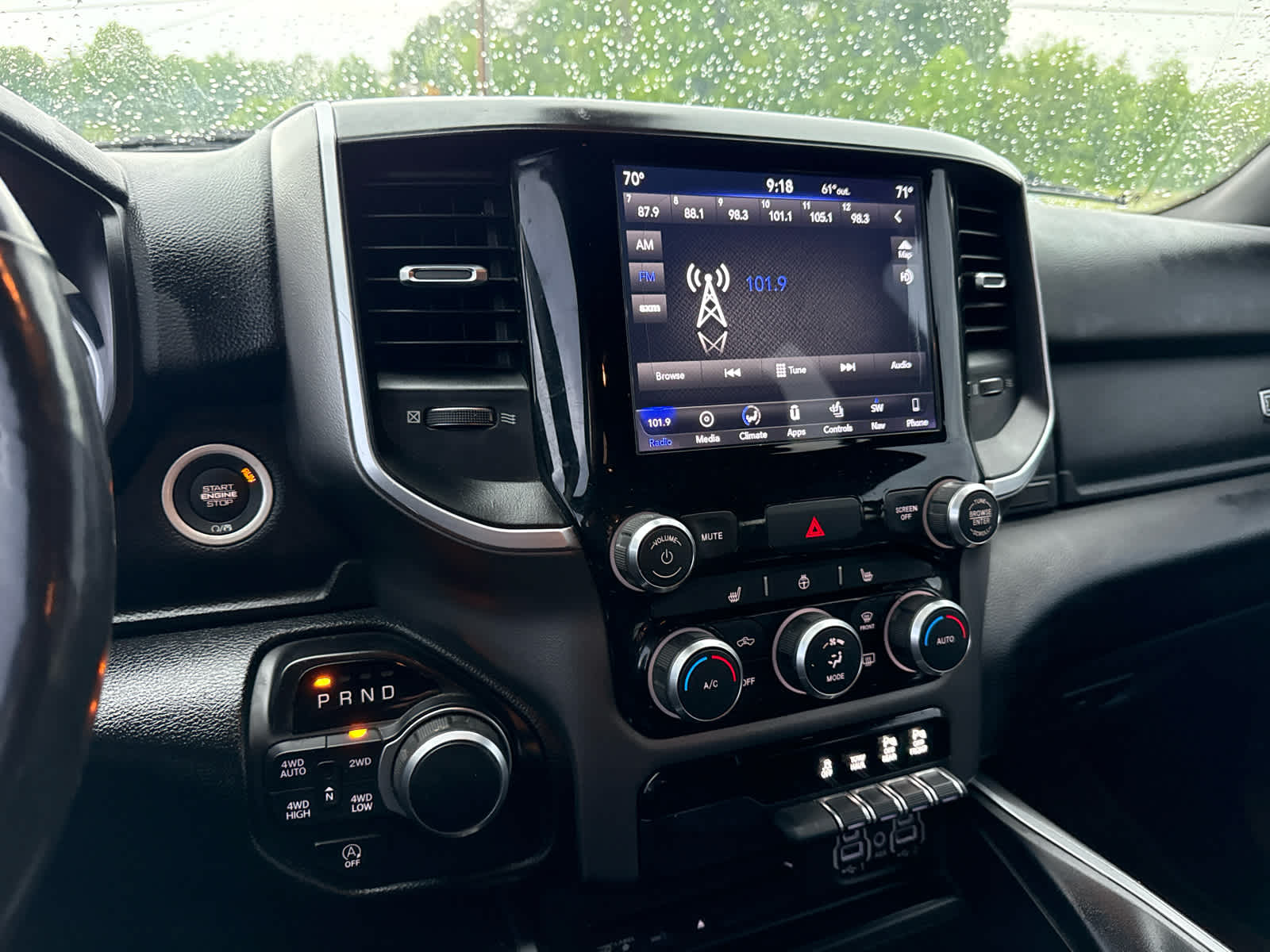2019 RAM 1500 Big Horn/Lone Star Crew Cab 4x4 5'7' Box