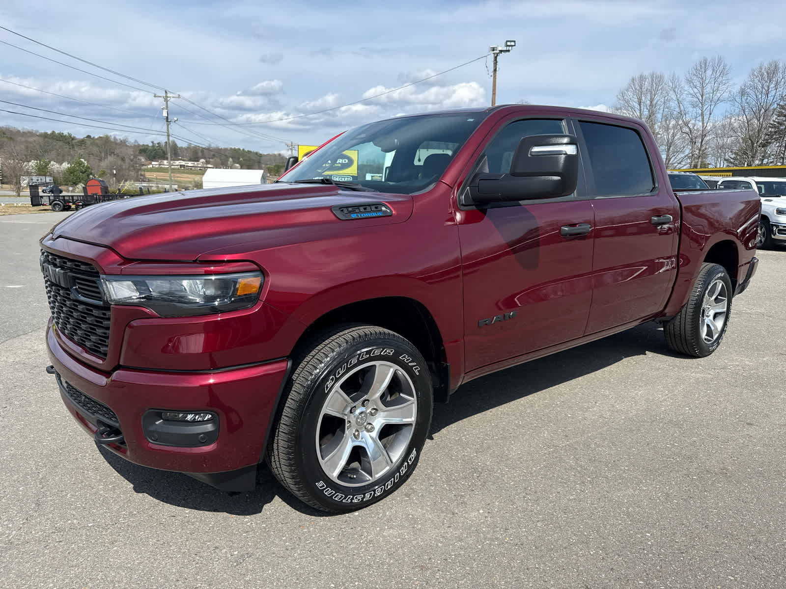 2025 RAM 1500 Tradesman Crew Cab 4x4 5'7' Box