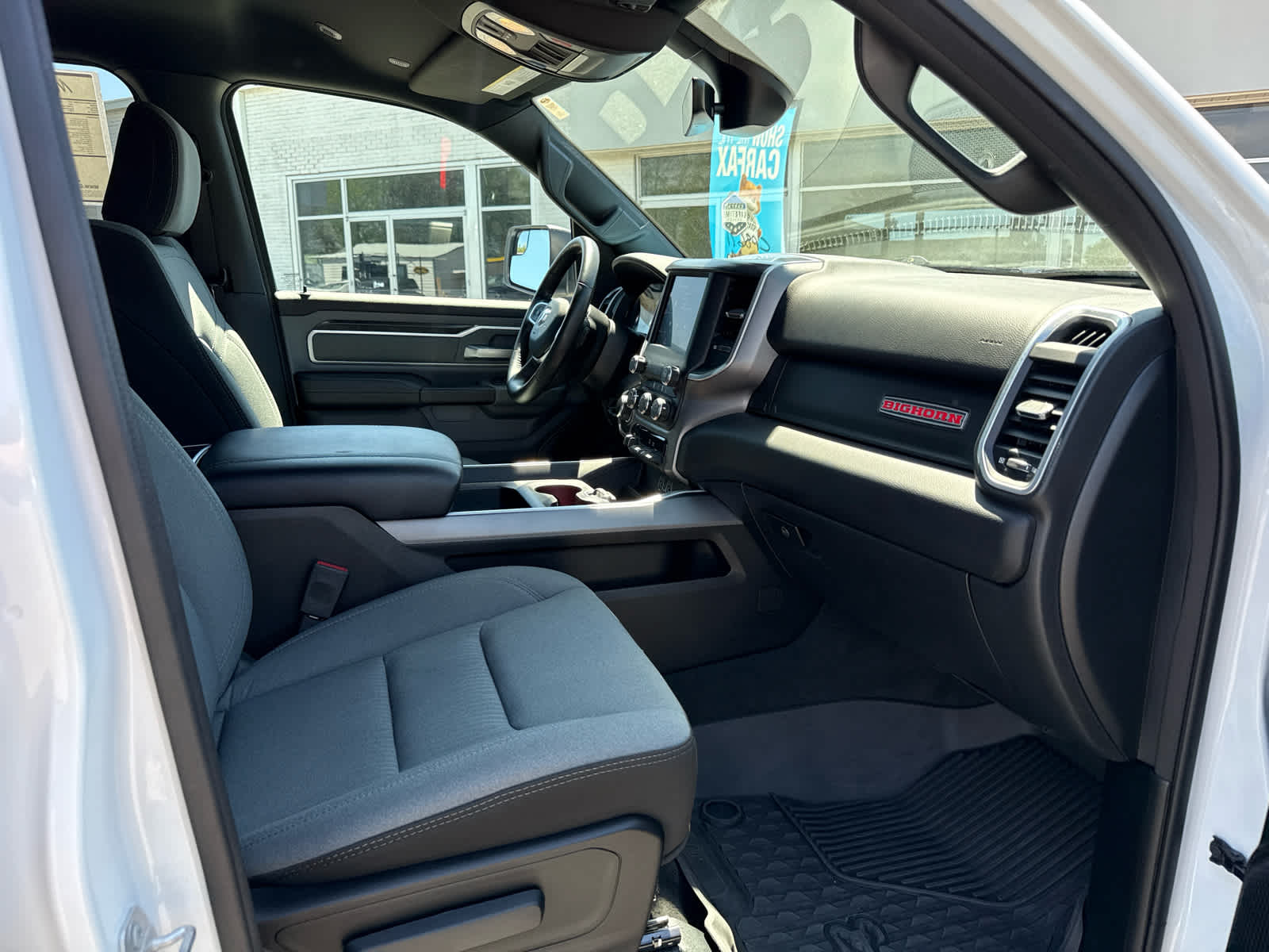 2023 RAM 1500 Big Horn Crew Cab 4x4 5'7' Box