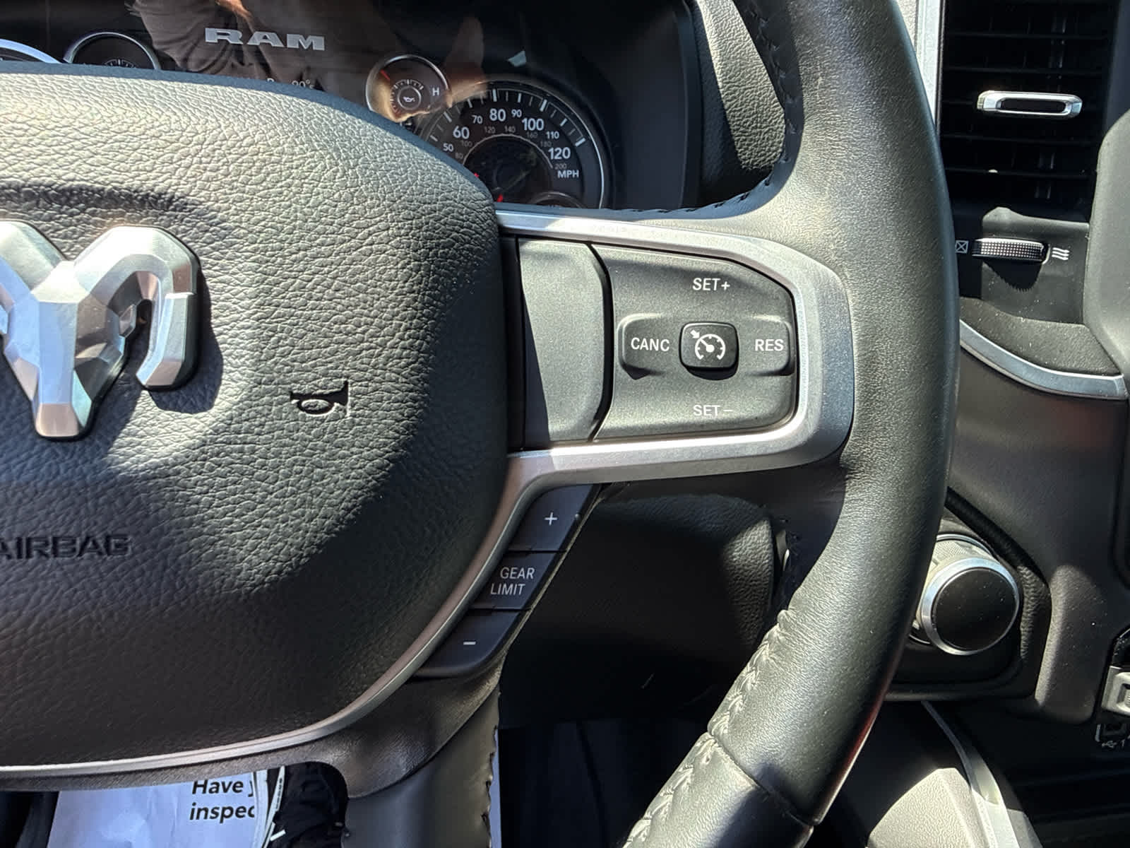 2023 RAM 1500 Big Horn Crew Cab 4x4 5'7' Box