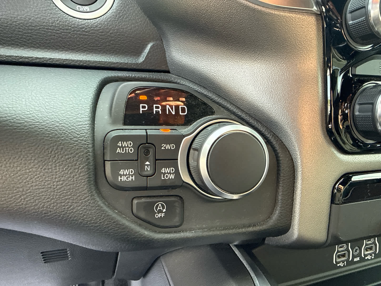 2025 RAM 1500 Big Horn Crew Cab 4x4 5'7' Box