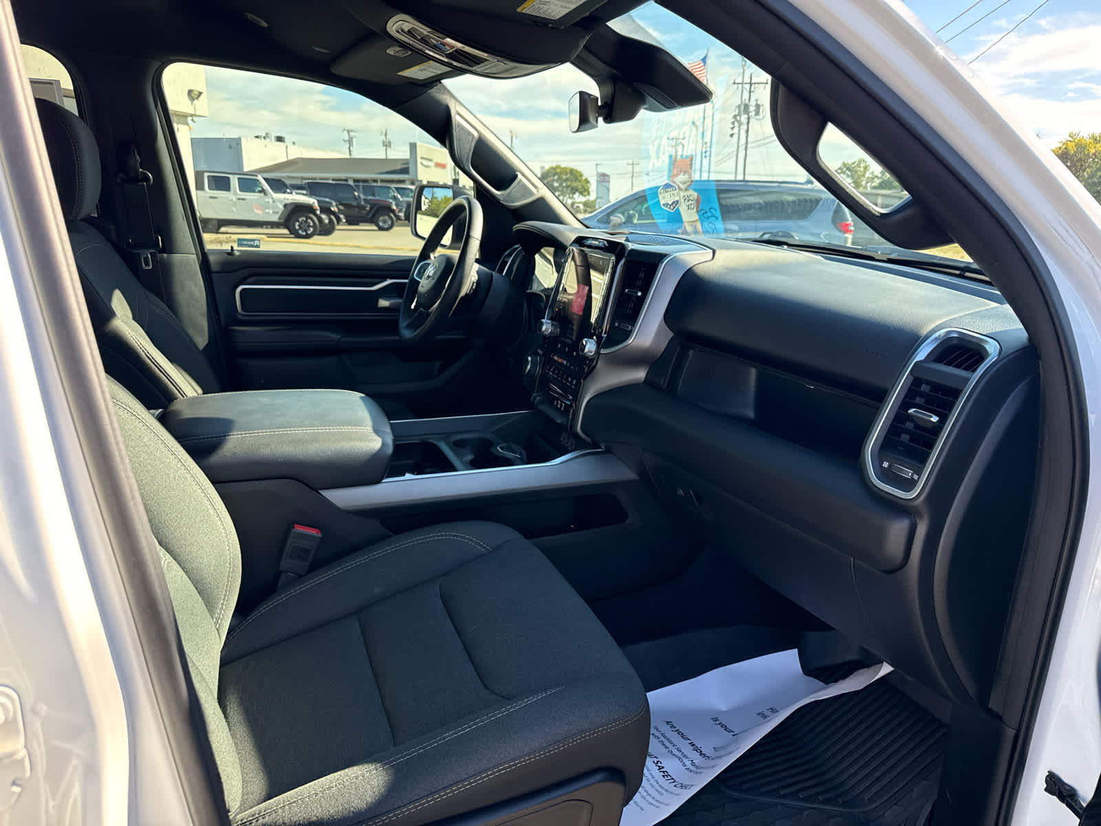 2025 RAM 1500 Big Horn Crew Cab 4x4 5'7' Box