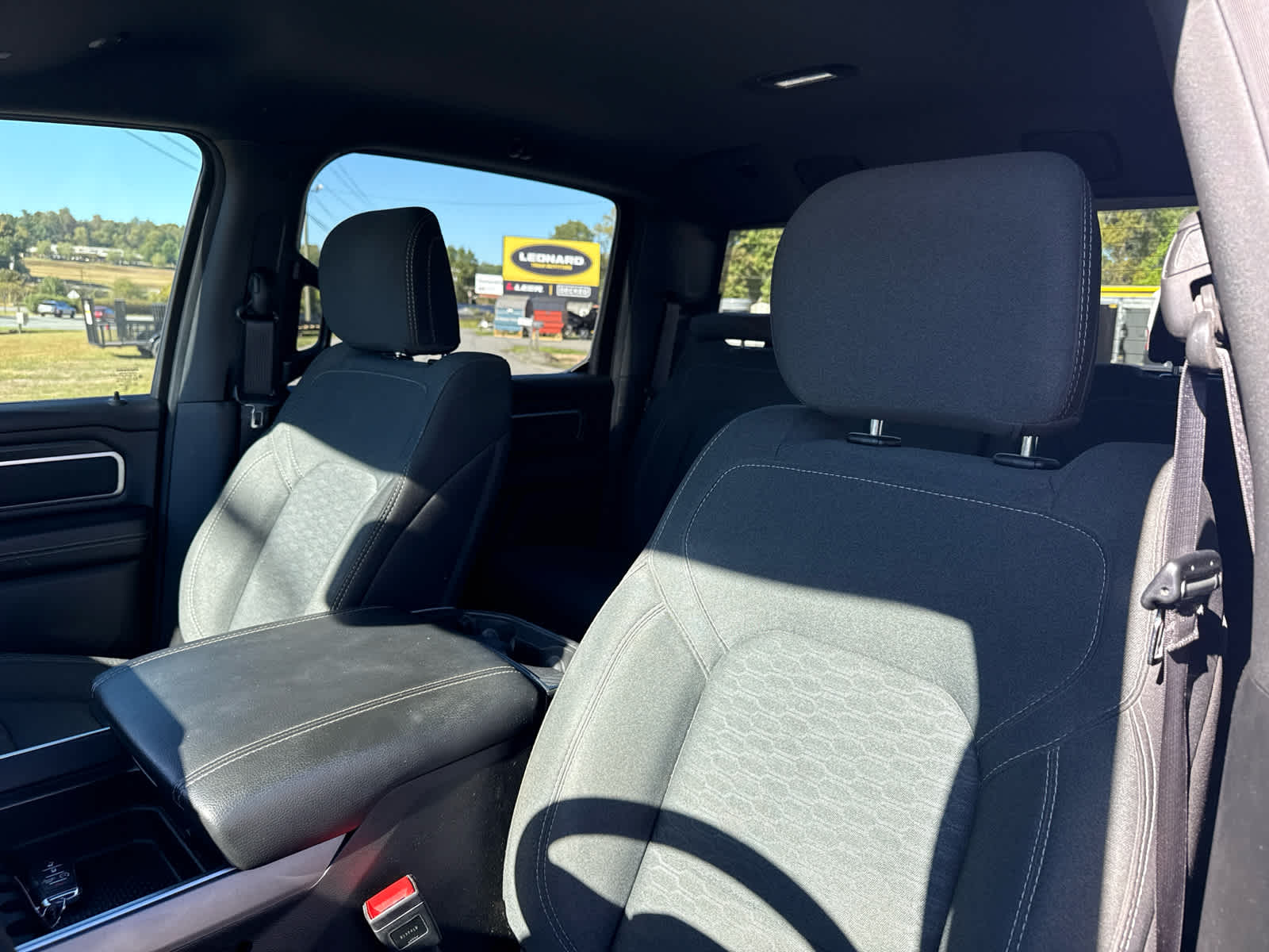 2025 RAM 1500 Big Horn Crew Cab 4x4 5'7' Box