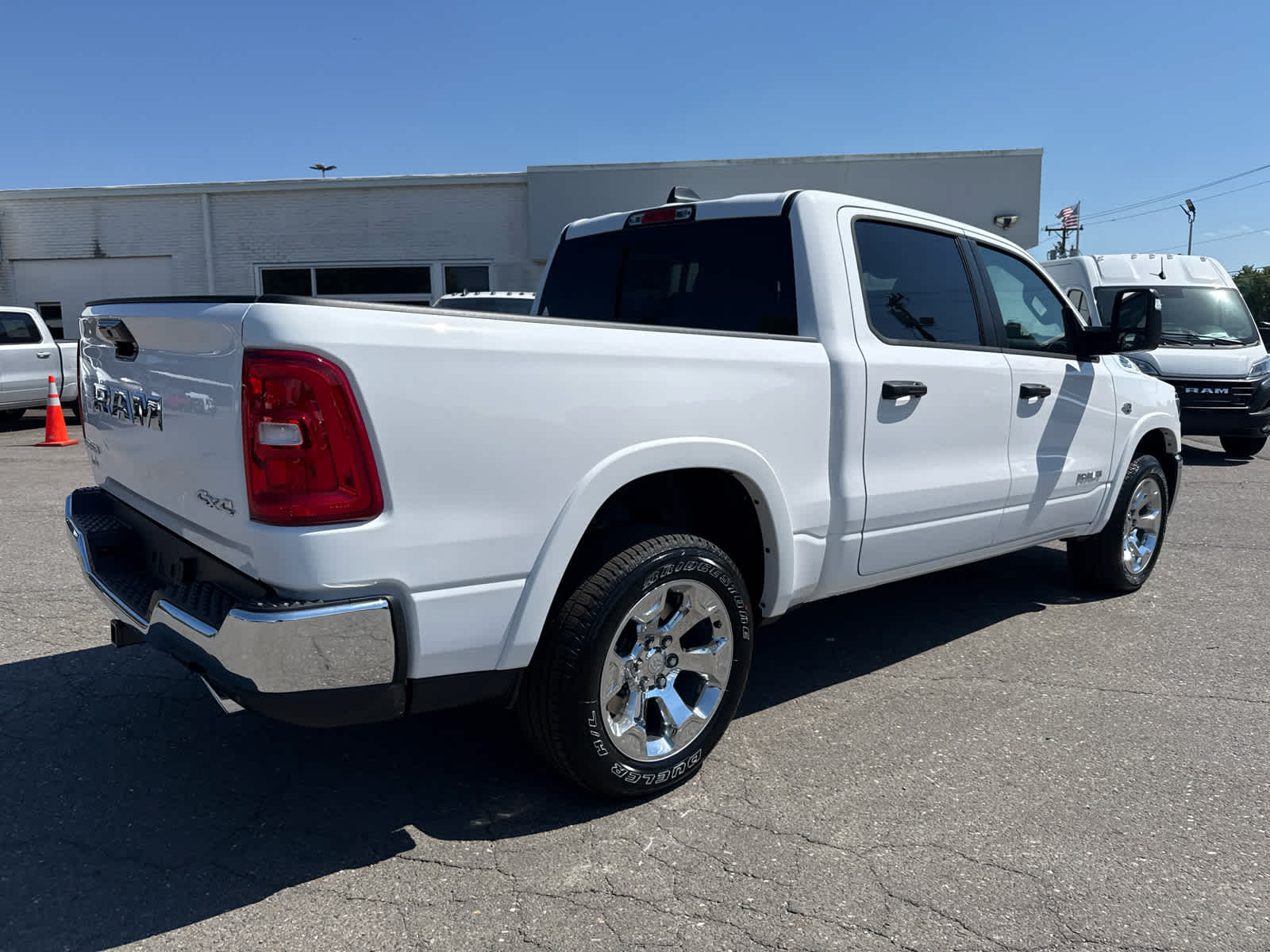2026 RAM Ram 1500 RAM 1500 BIG HORN CREW CAB 4X4 5'7' BOX