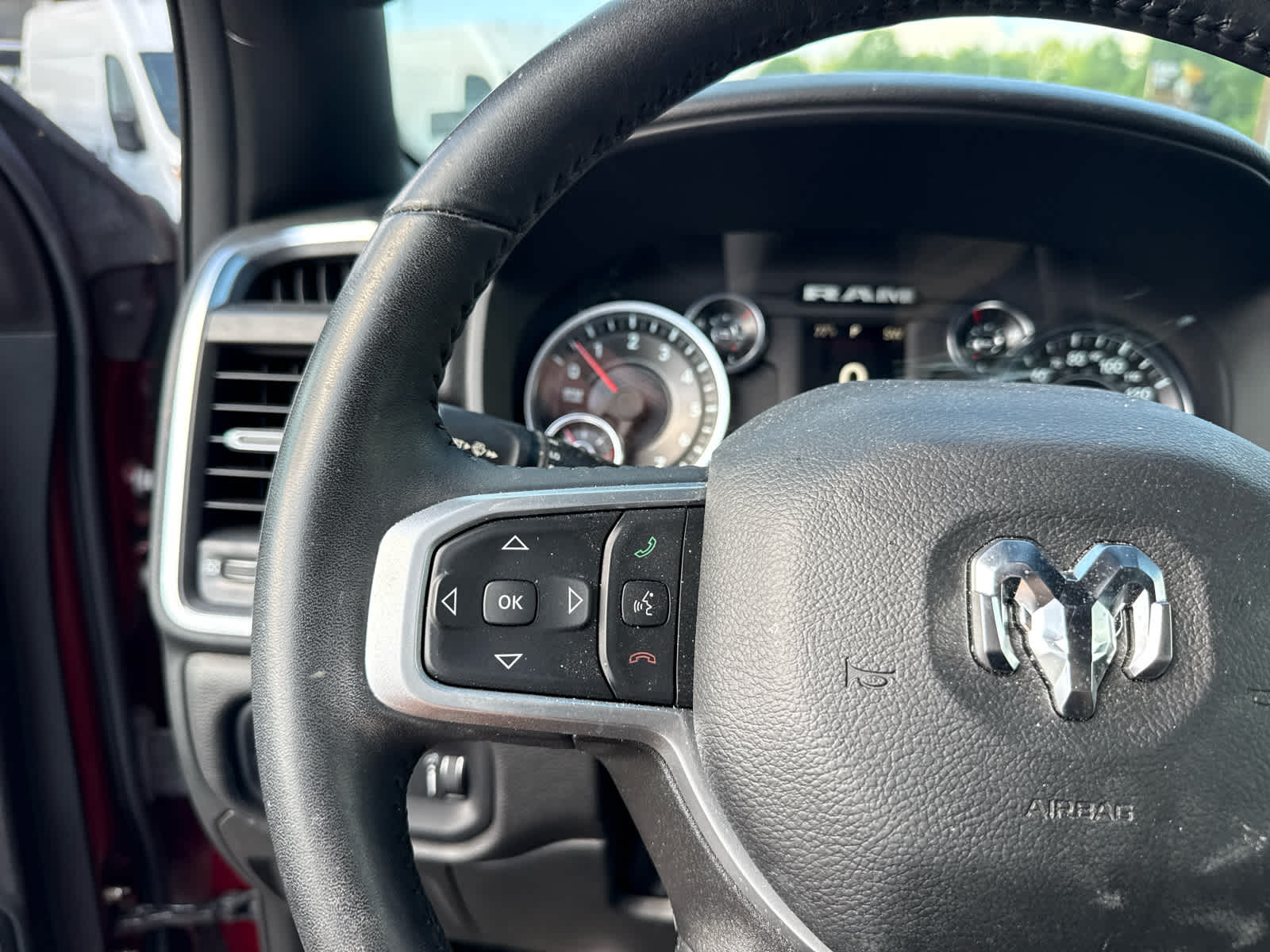 2024 RAM 1500 Big Horn Crew Cab 4x4 5'7' Box