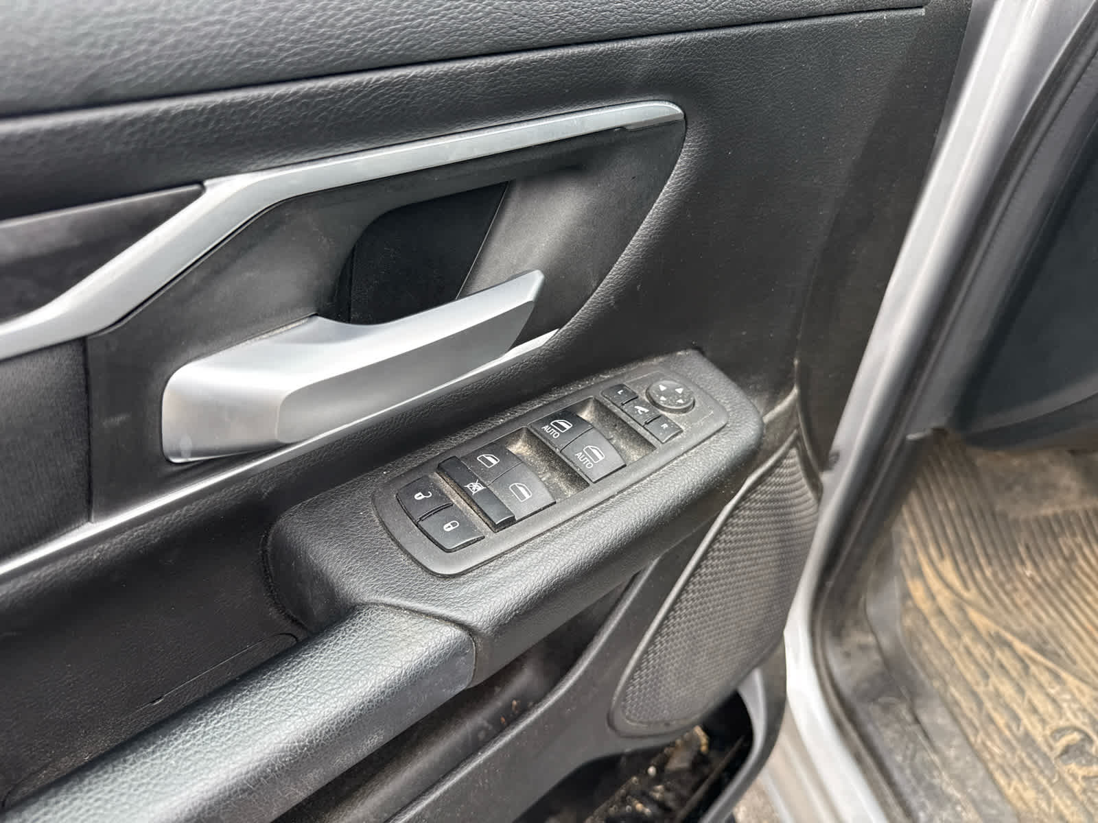 2023 RAM 1500 Big Horn Crew Cab 4x4 5'7' Box