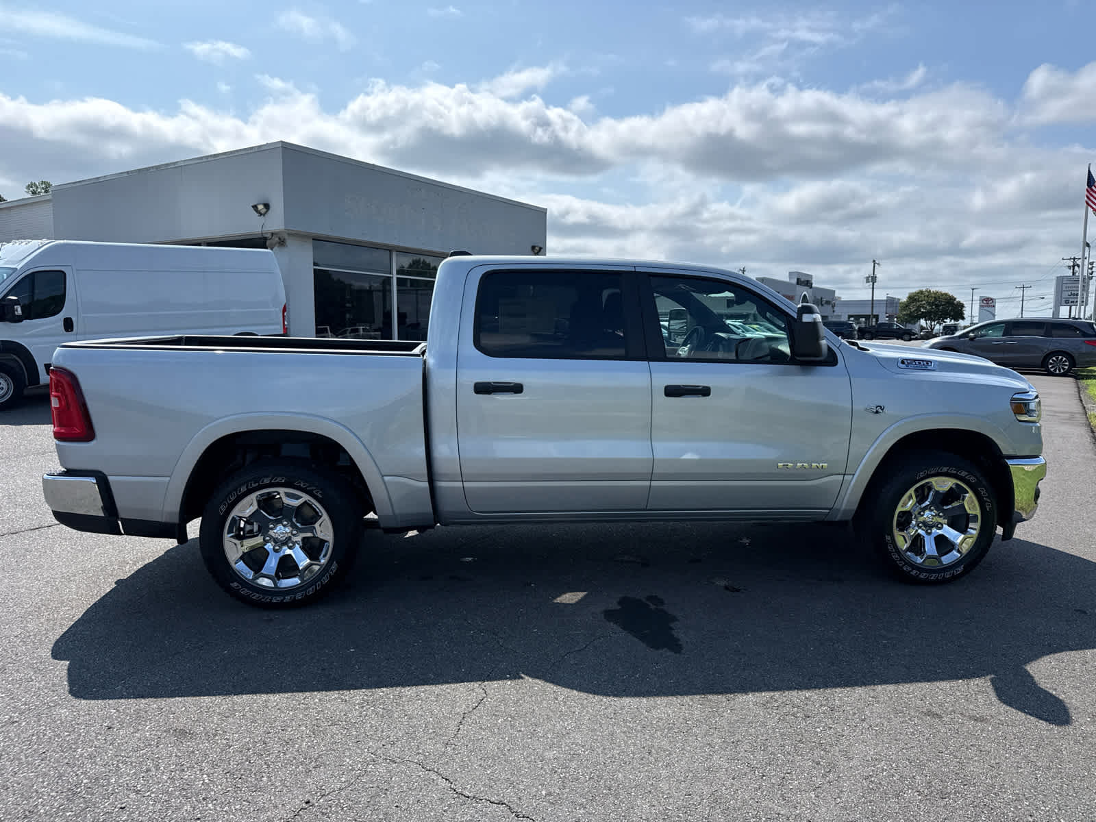 2026 RAM 1500 RAM 1500 BIG HORN CREW CAB 4X4 5'7' BOX
