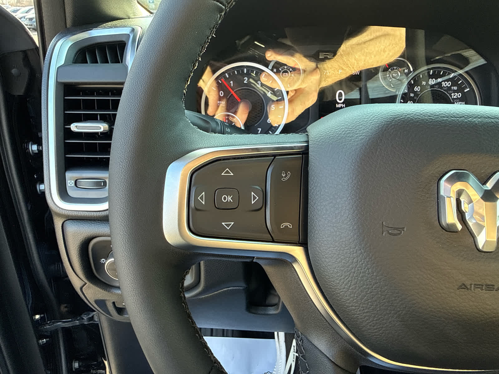 2026 RAM Ram 1500 RAM 1500 BIG HORN CREW CAB 4X4 5'7' BOX