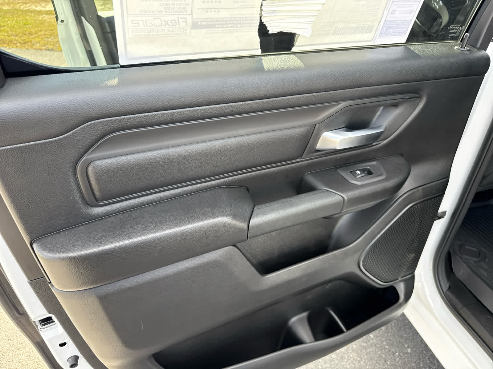 2026 RAM Ram 1500 RAM 1500 TRADESMAN CREW CAB 4X4 5'7' BOX