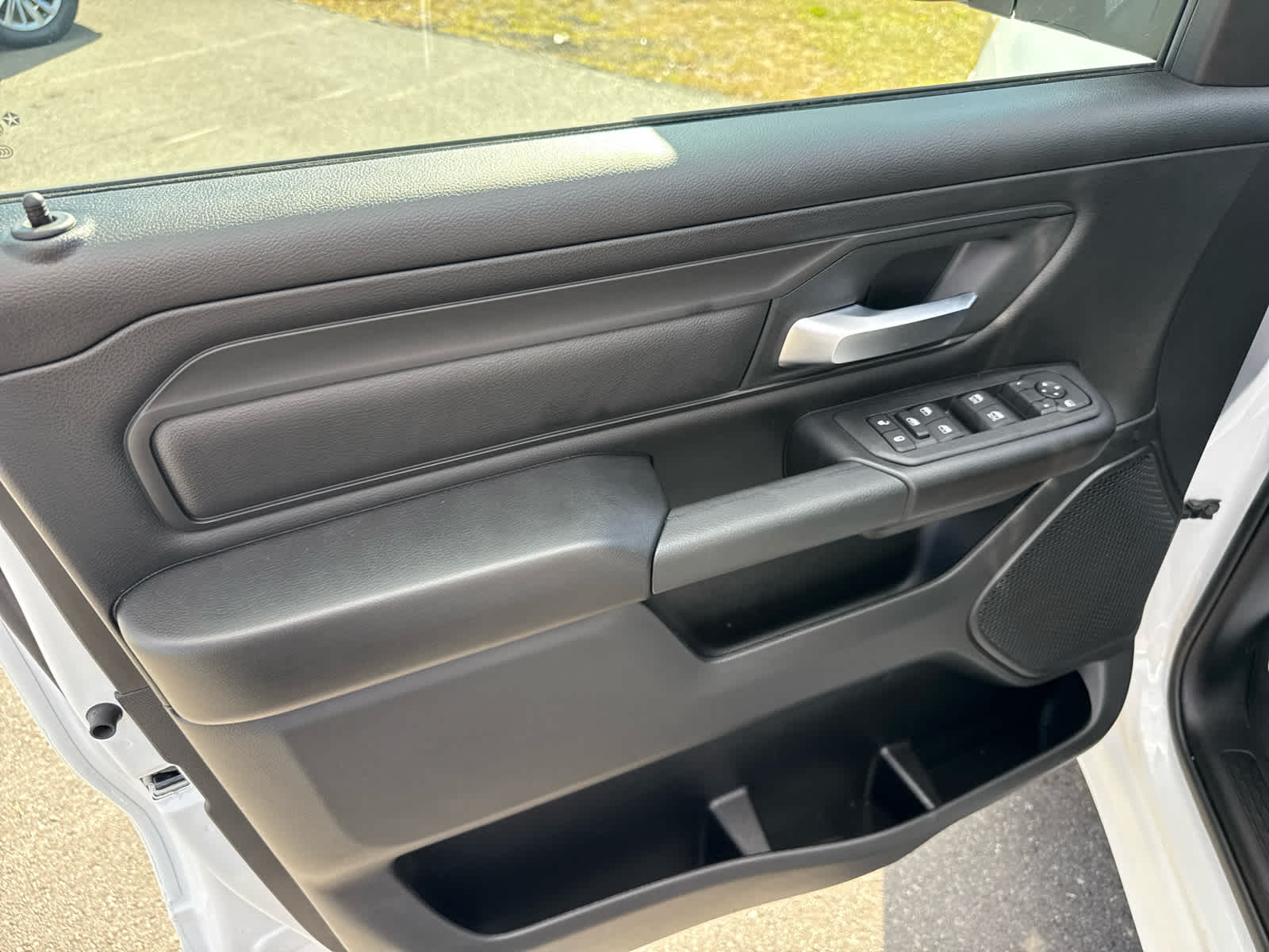 2026 RAM Ram 1500 RAM 1500 TRADESMAN CREW CAB 4X4 5'7' BOX