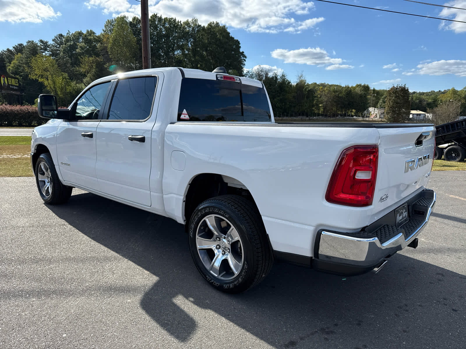 2026 RAM Ram 1500 RAM 1500 TRADESMAN CREW CAB 4X4 5'7' BOX
