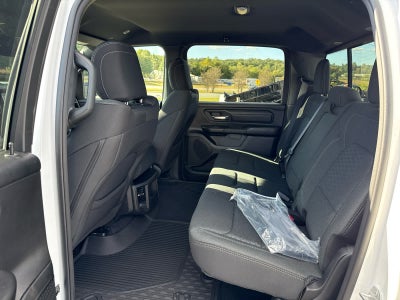 2026 RAM Ram 1500 RAM 1500 TRADESMAN CREW CAB 4X4 5'7' BOX