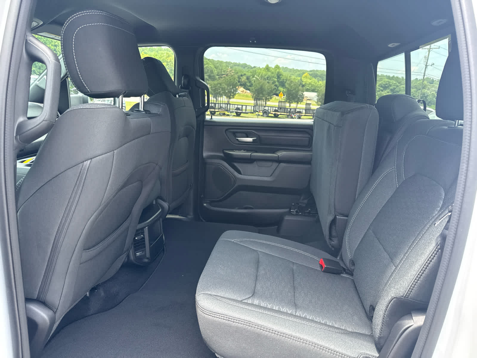 2026 RAM Ram 1500 RAM 1500 EXPRESS CREW CAB 4X4 5'7' BOX