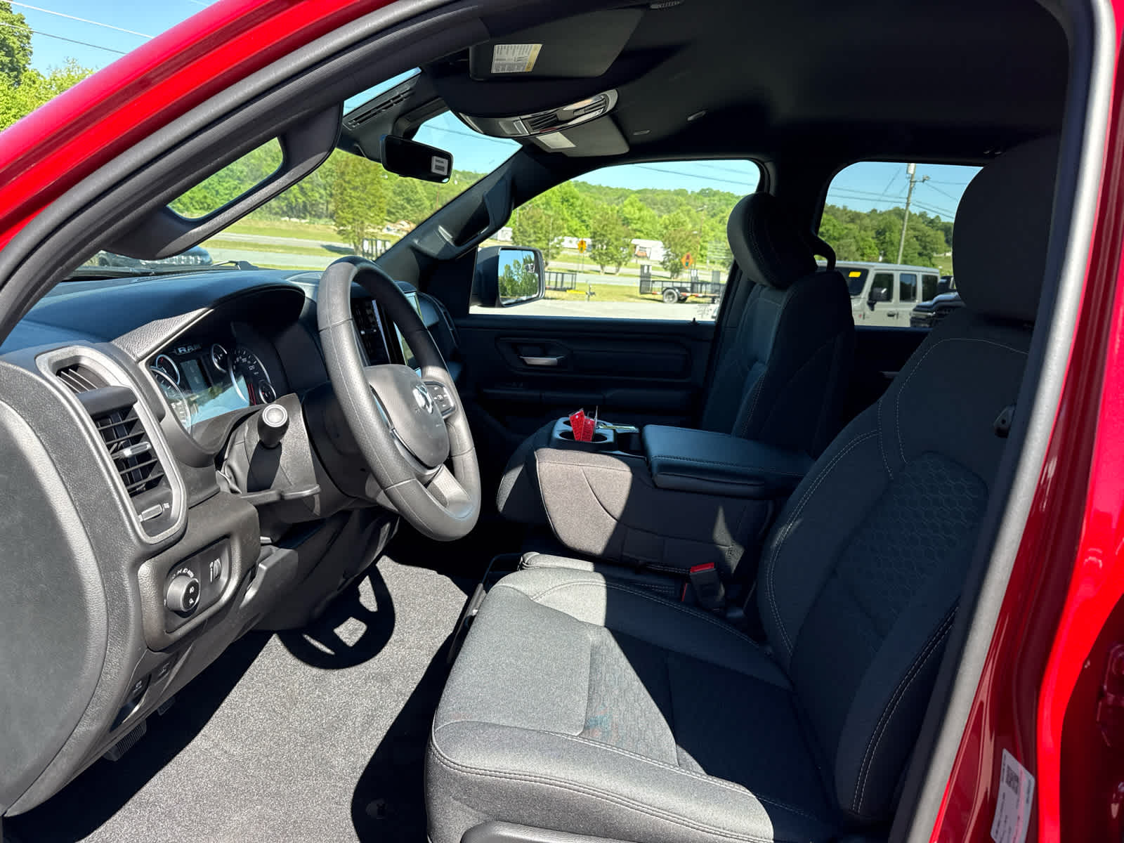 2026 RAM Ram 1500 RAM 1500 EXPRESS CREW CAB 4X4 5'7' BOX