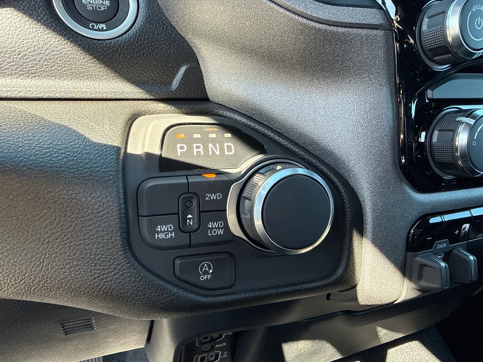 2026 RAM Ram 1500 RAM 1500 EXPRESS CREW CAB 4X4 5'7' BOX