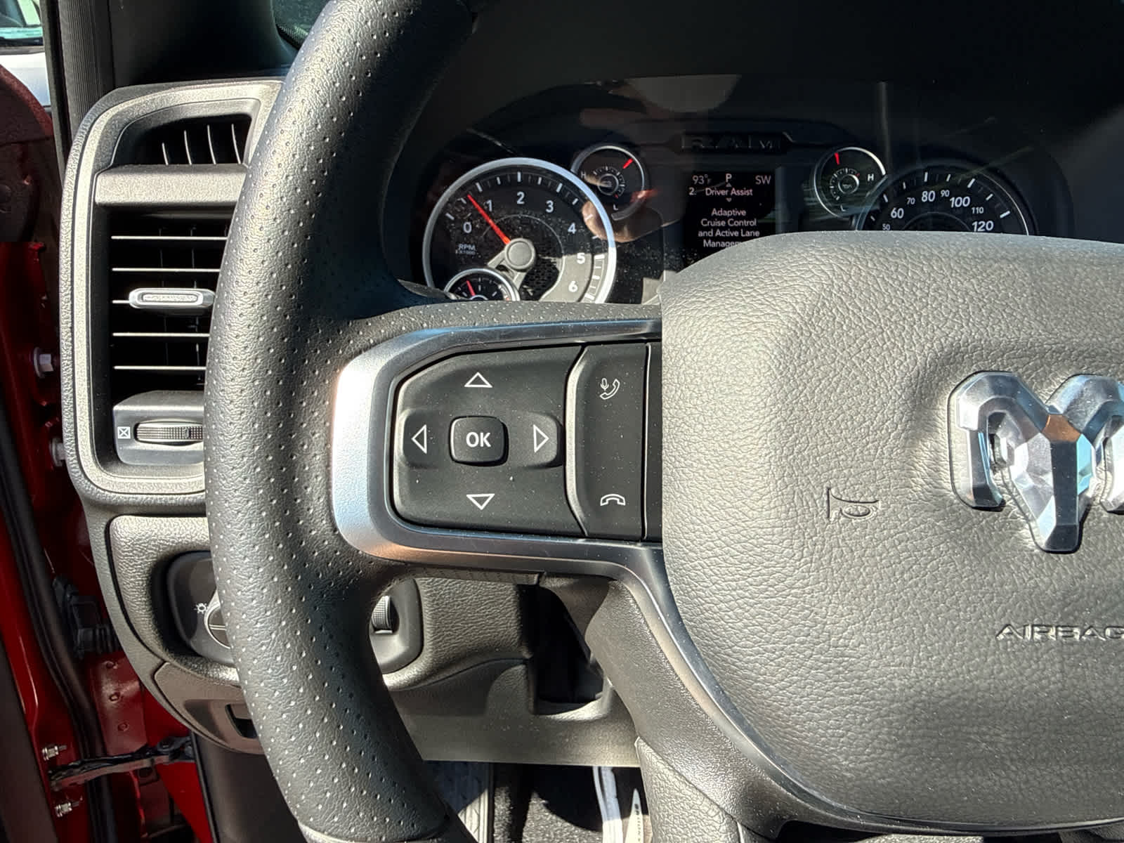 2026 RAM Ram 1500 RAM 1500 EXPRESS CREW CAB 4X4 5'7' BOX