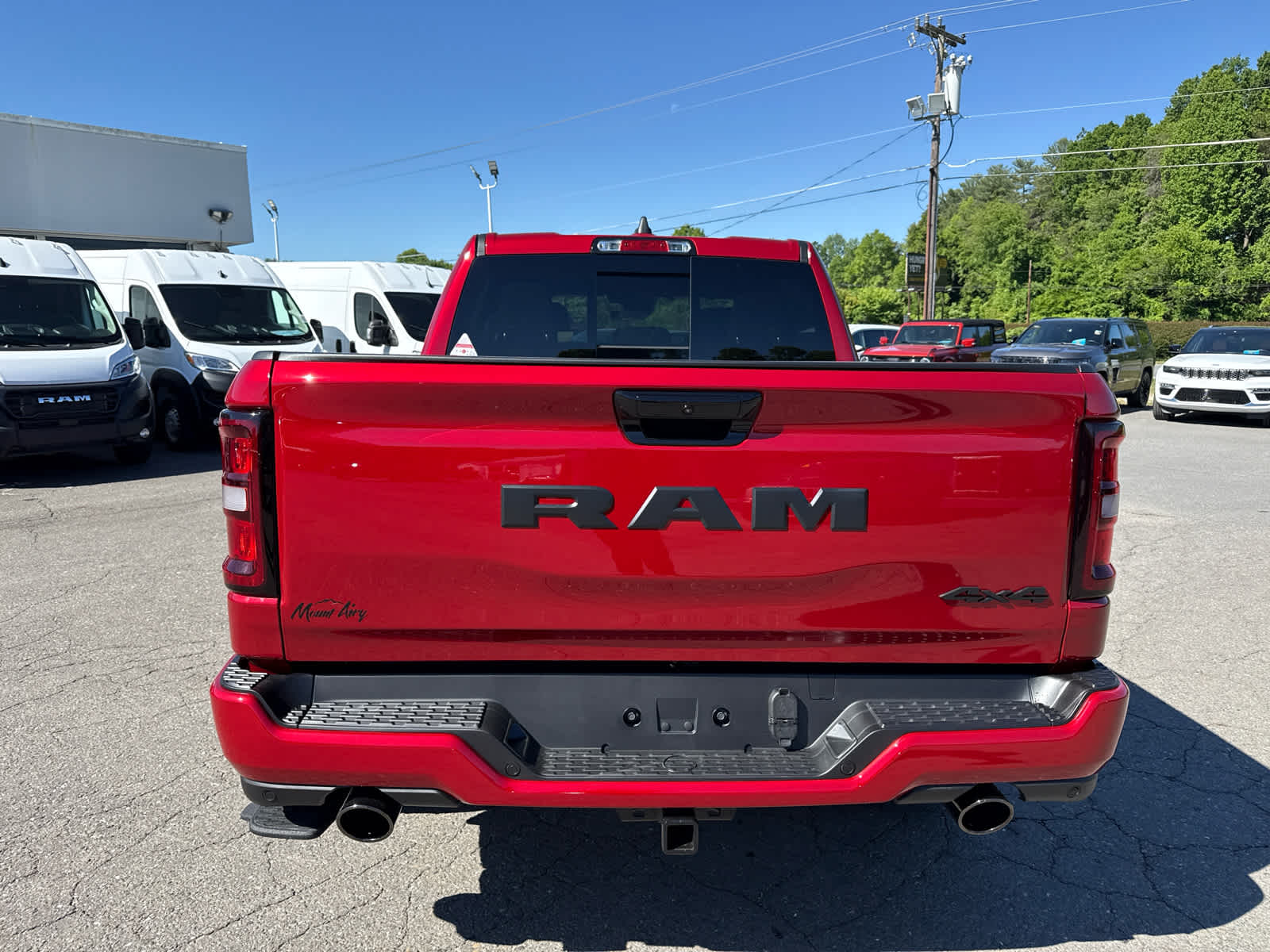 2026 RAM Ram 1500 RAM 1500 EXPRESS CREW CAB 4X4 5'7' BOX