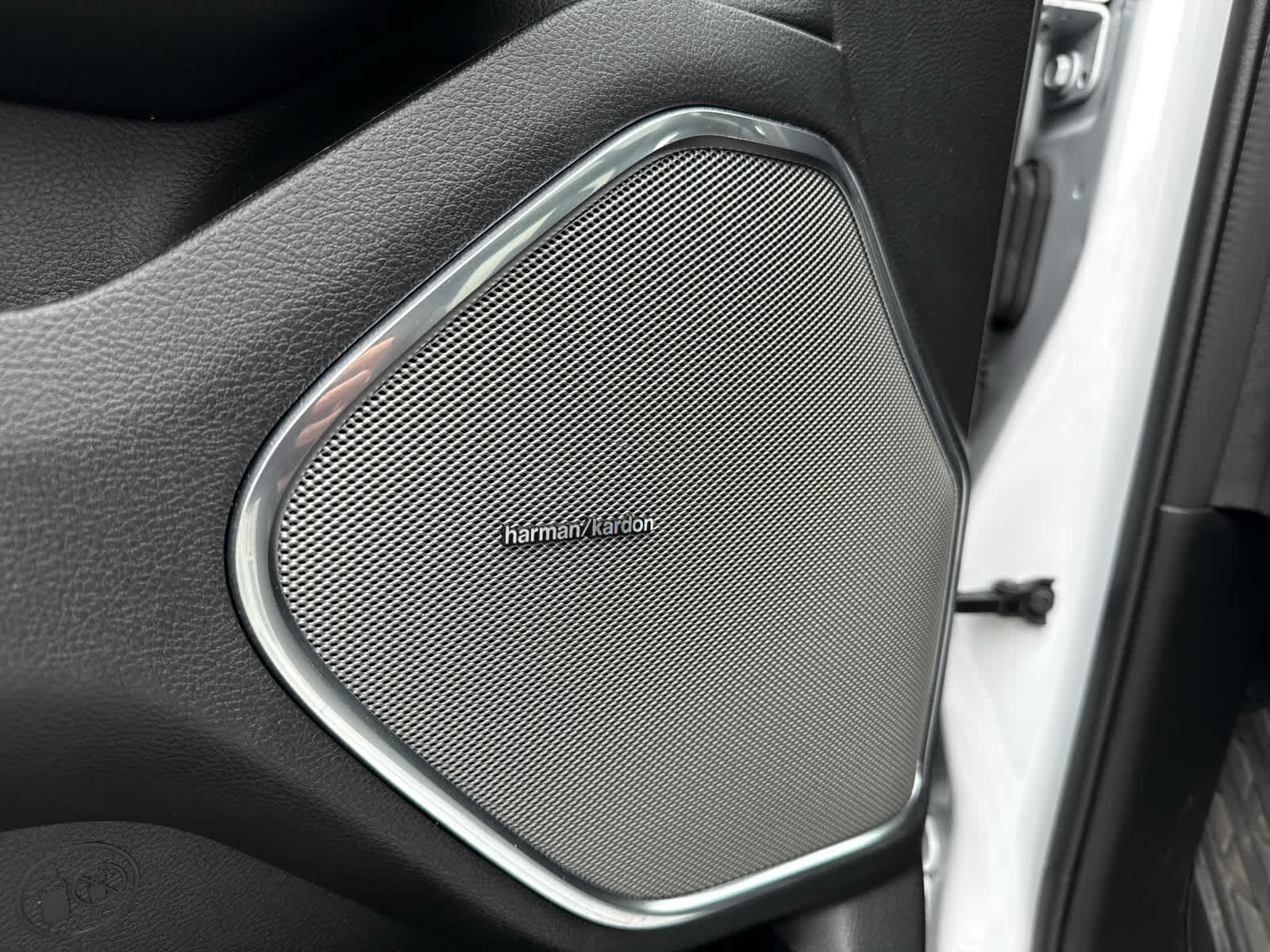 2026 RAM 1500 Laramie Crew Cab 4x4 5'7' Box