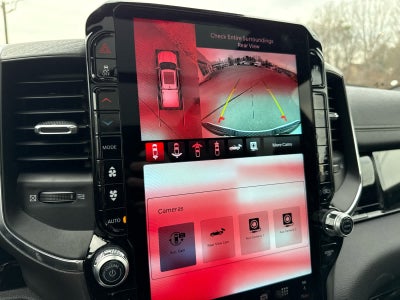 2026 RAM 1500 Laramie Crew Cab 4x4 5'7' Box