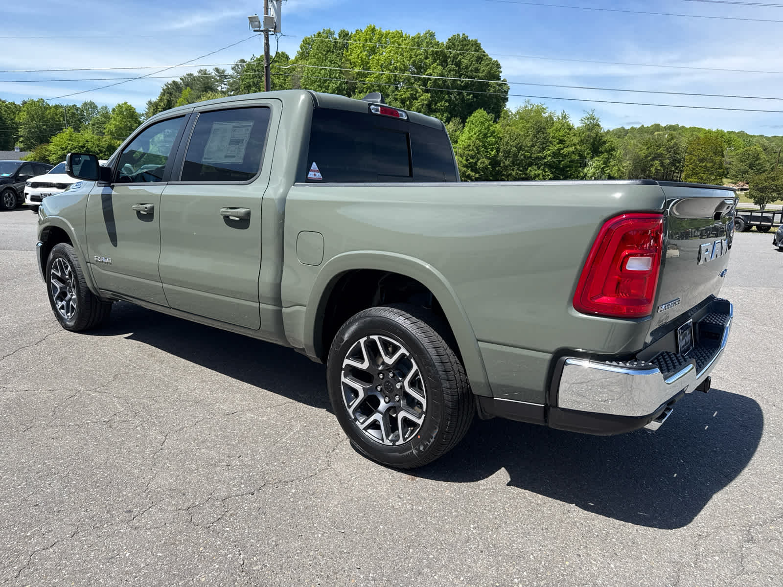 2026 RAM Ram 1500 RAM 1500 LARAMIE CREW CAB 4X4 5'7' BOX