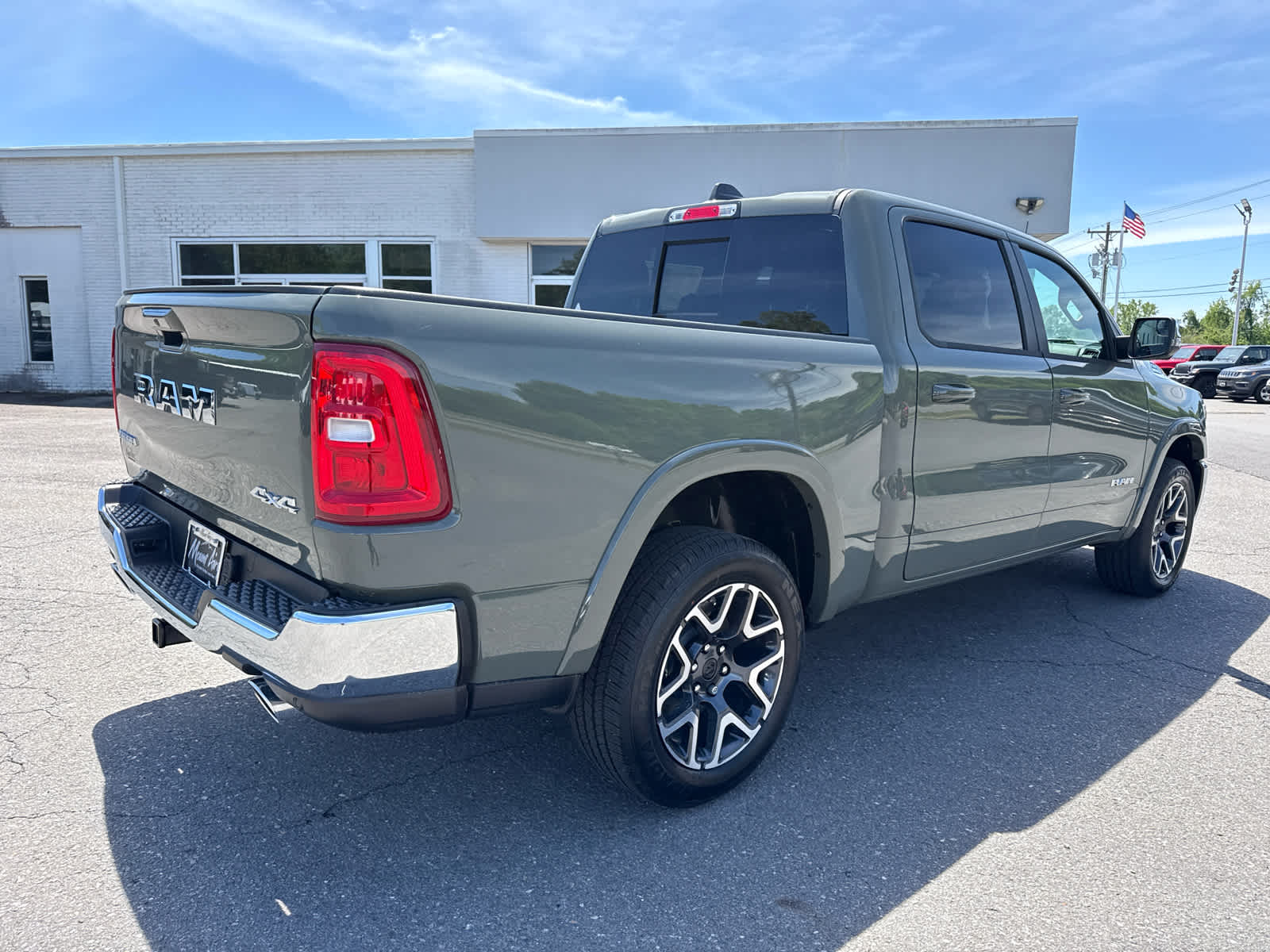 2026 RAM Ram 1500 RAM 1500 LARAMIE CREW CAB 4X4 5'7' BOX