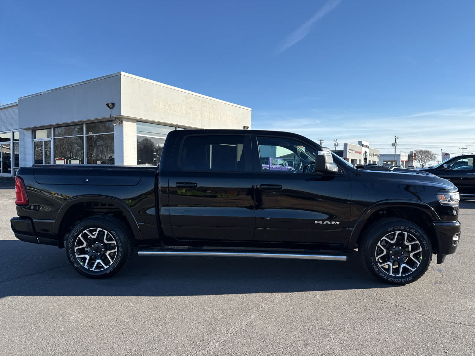 2026 RAM Ram 1500 RAM 1500 LARAMIE CREW CAB 4X4 5'7' BOX