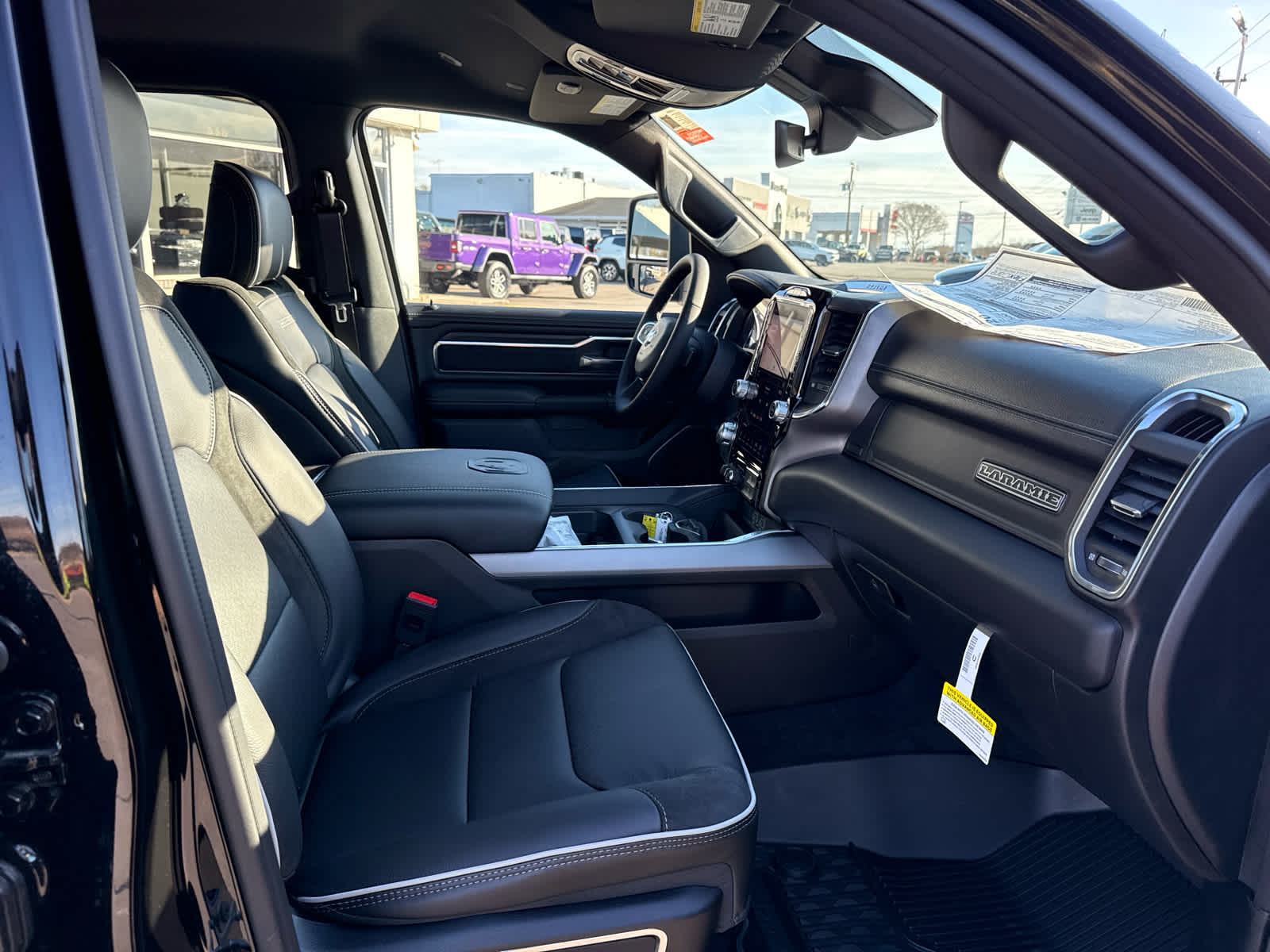 2026 RAM Ram 1500 RAM 1500 LARAMIE CREW CAB 4X4 5'7' BOX