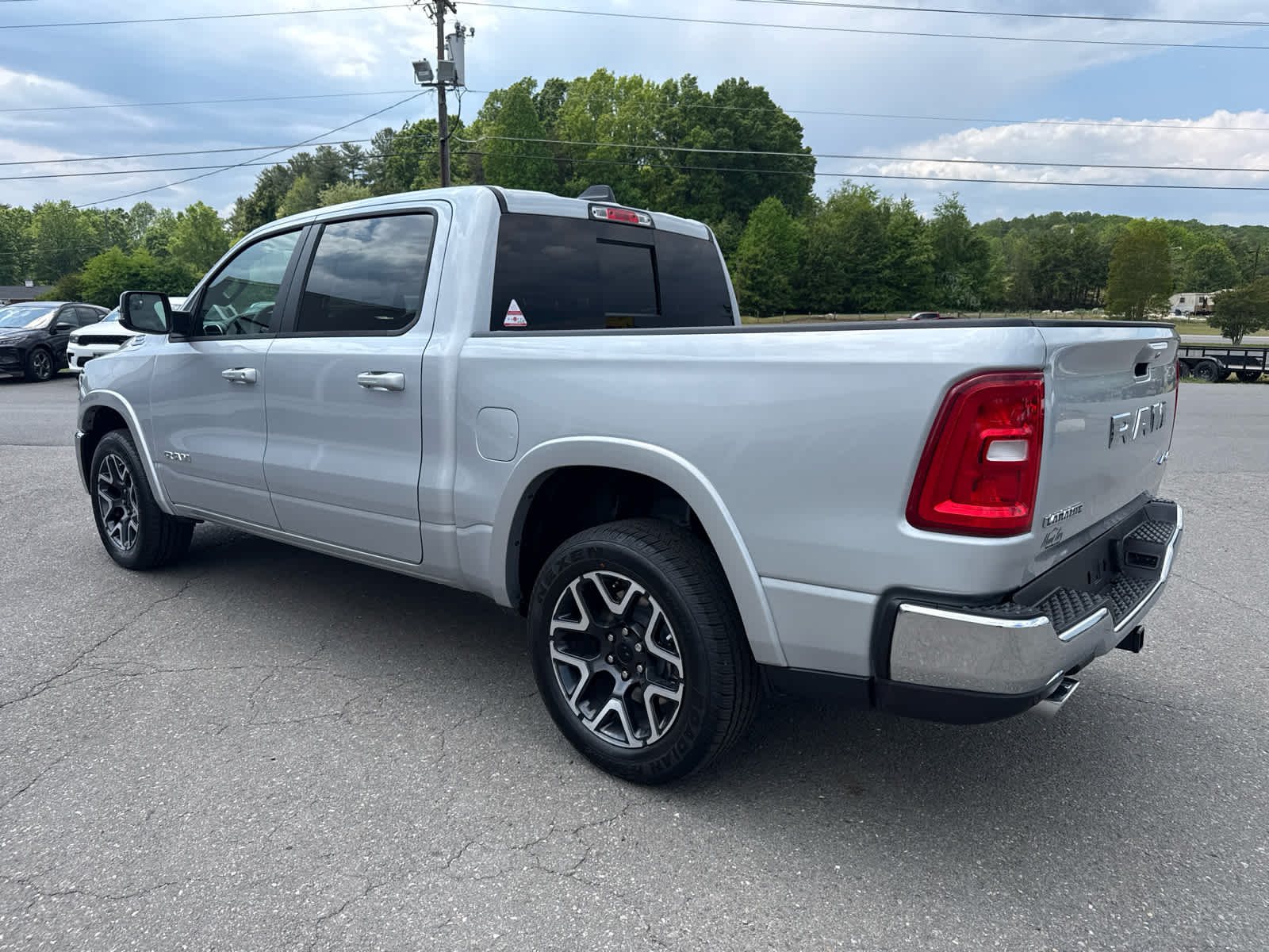 2026 RAM Ram 1500 RAM 1500 LARAMIE CREW CAB 4X4 5'7' BOX
