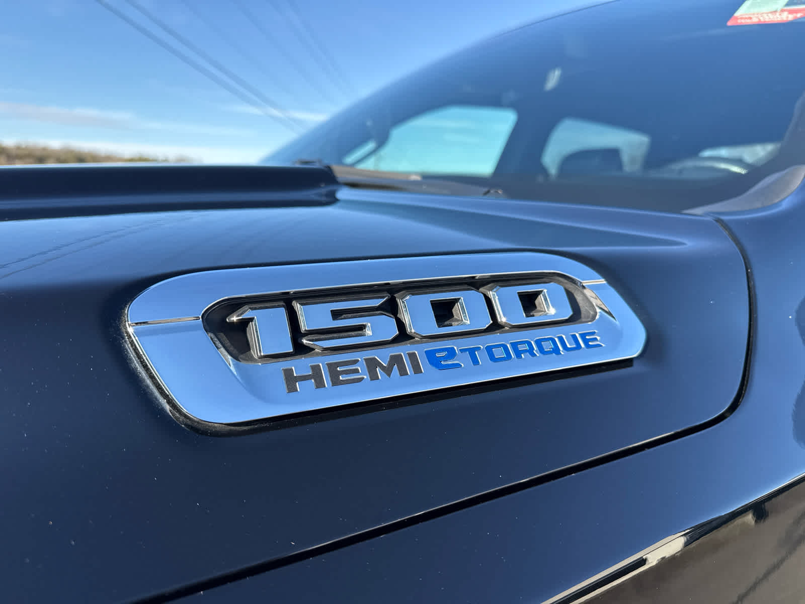 2024 RAM 1500 Laramie Crew Cab 4x4 5'7' Box