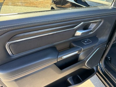 2024 RAM 1500 Laramie Crew Cab 4x4 5'7' Box