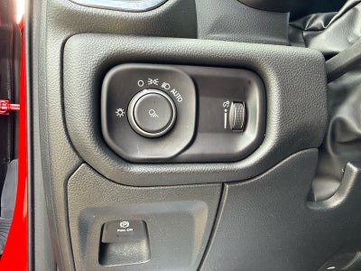 2024 RAM 1500 Laramie Crew Cab 4x4 5'7' Box