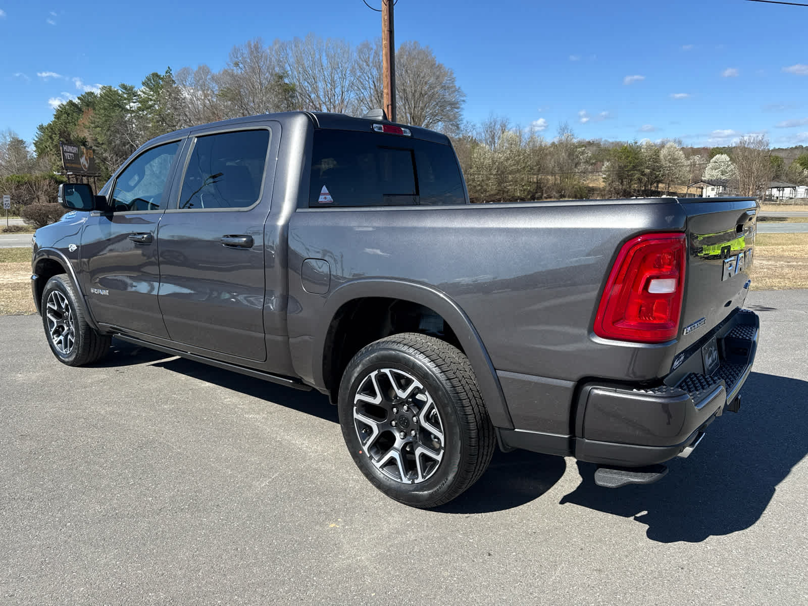 2026 RAM Ram 1500 RAM 1500 LARAMIE CREW CAB 4X4 5'7' BOX