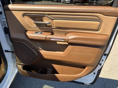 2020 RAM 1500 Laramie Longhorn Crew Cab 4x4 5'7' Box