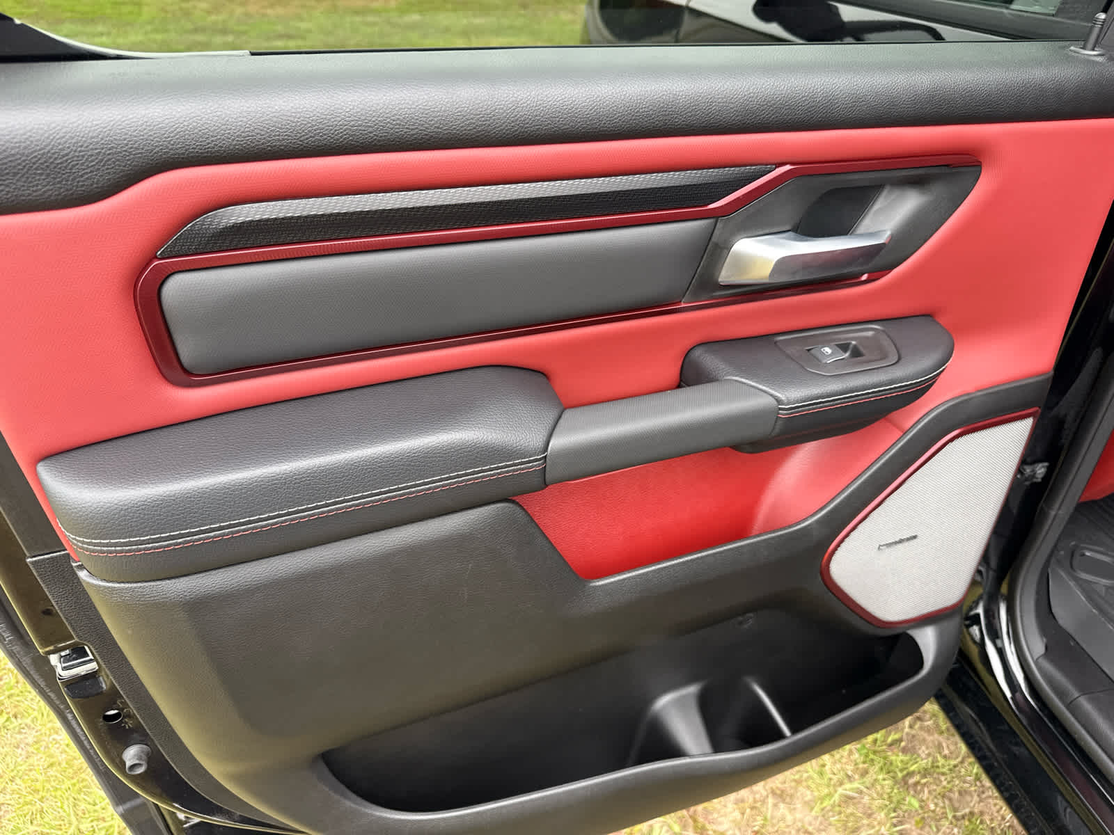 2025 RAM 1500 Rebel Crew Cab 4x4 5'7' Box