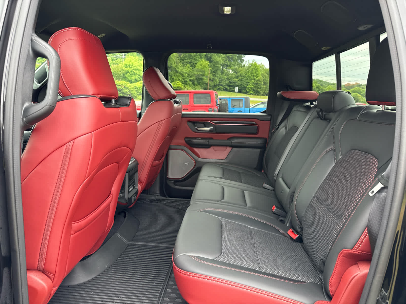 2025 RAM 1500 Rebel Crew Cab 4x4 5'7' Box