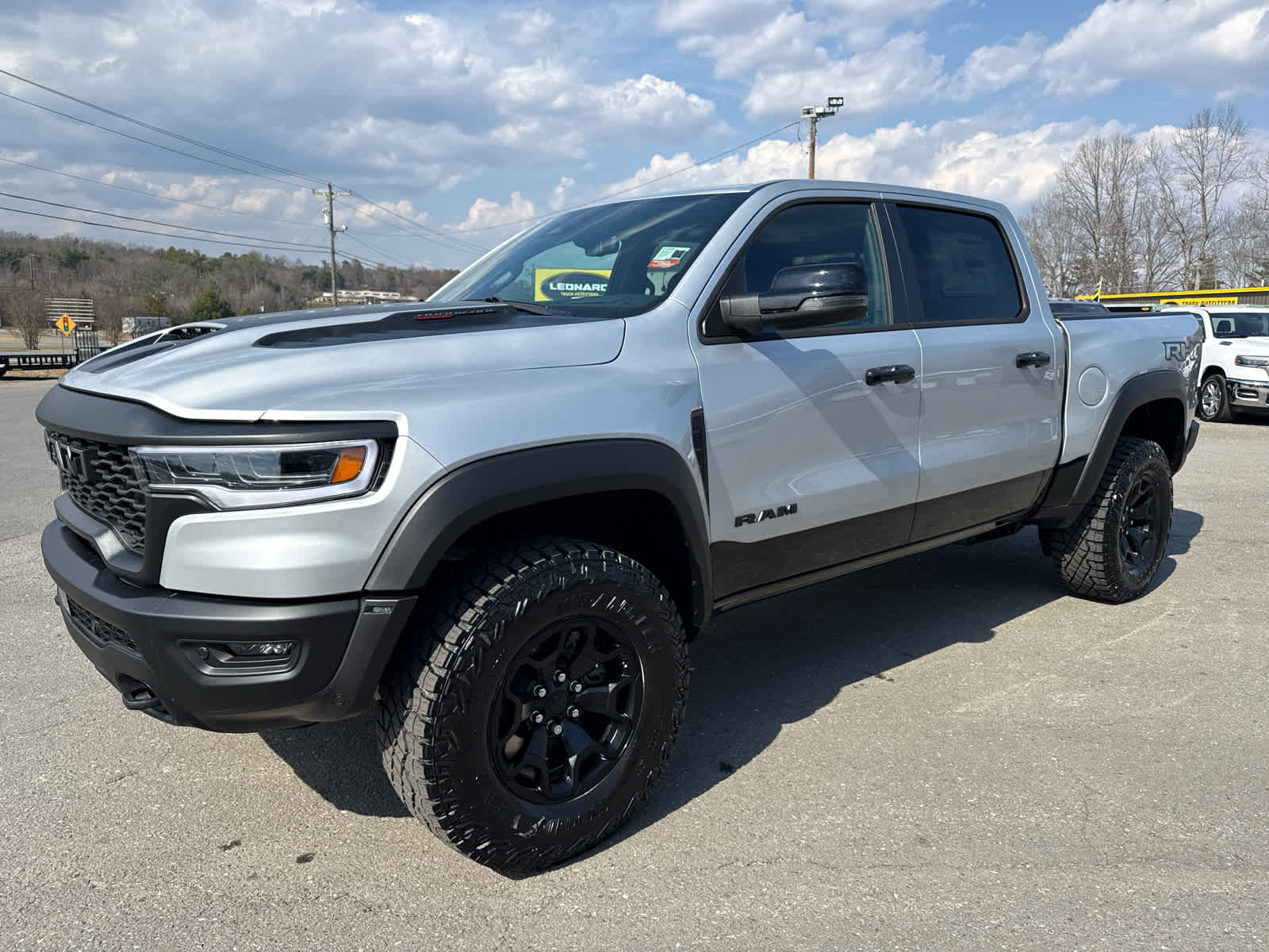 2026 RAM Ram 1500 RAM 1500 RHO CREW CAB 4X4 5'7' BOX