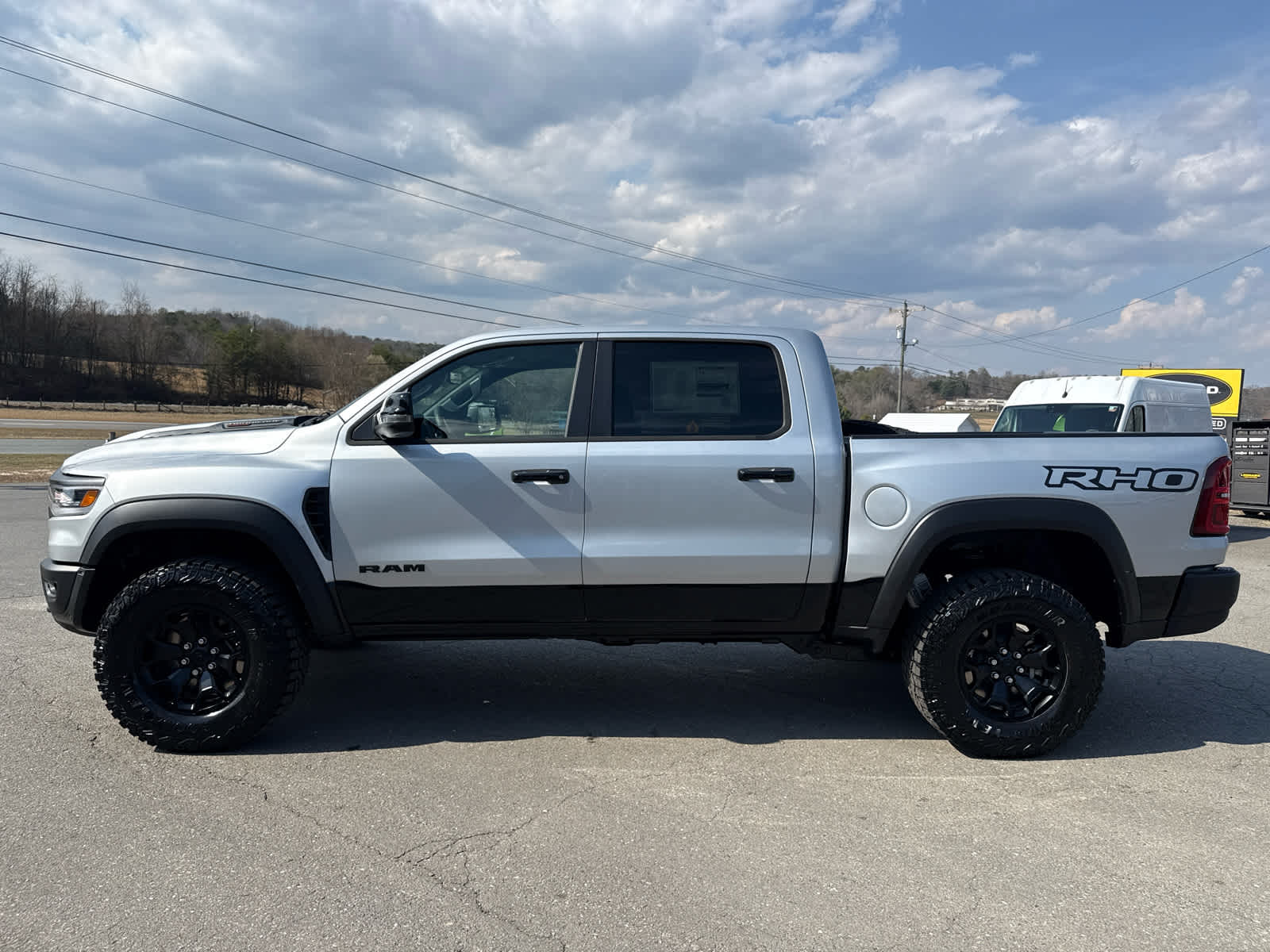 2026 RAM Ram 1500 RAM 1500 RHO CREW CAB 4X4 5'7' BOX