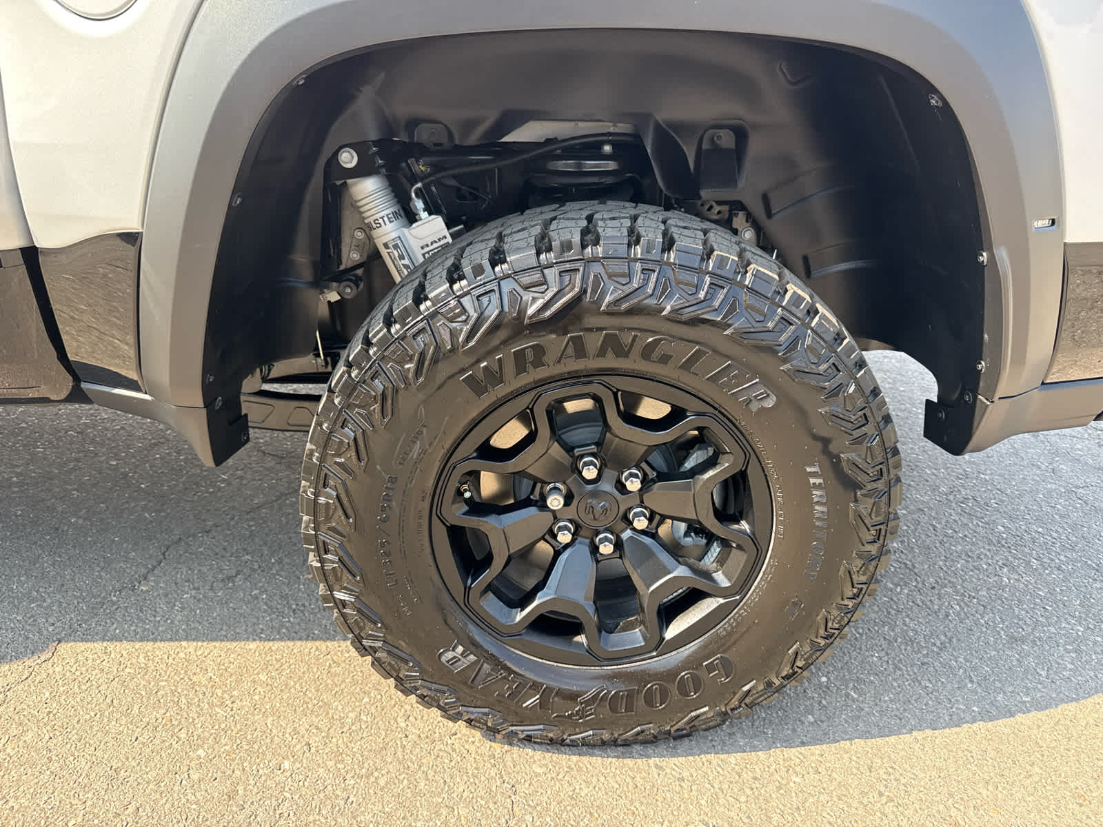 2026 RAM Ram 1500 RAM 1500 RHO CREW CAB 4X4 5'7' BOX