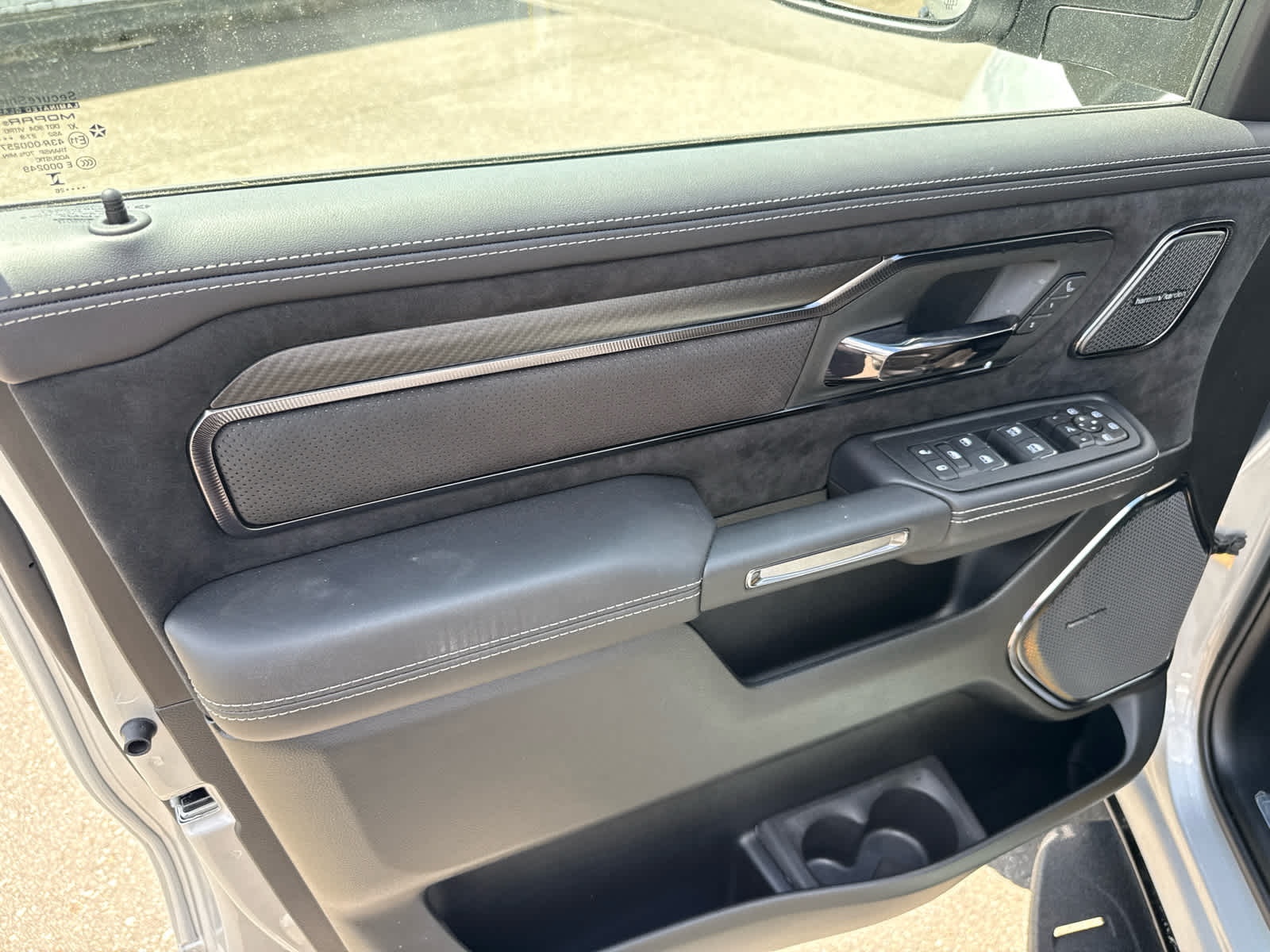 2026 RAM Ram 1500 RAM 1500 RHO CREW CAB 4X4 5'7' BOX