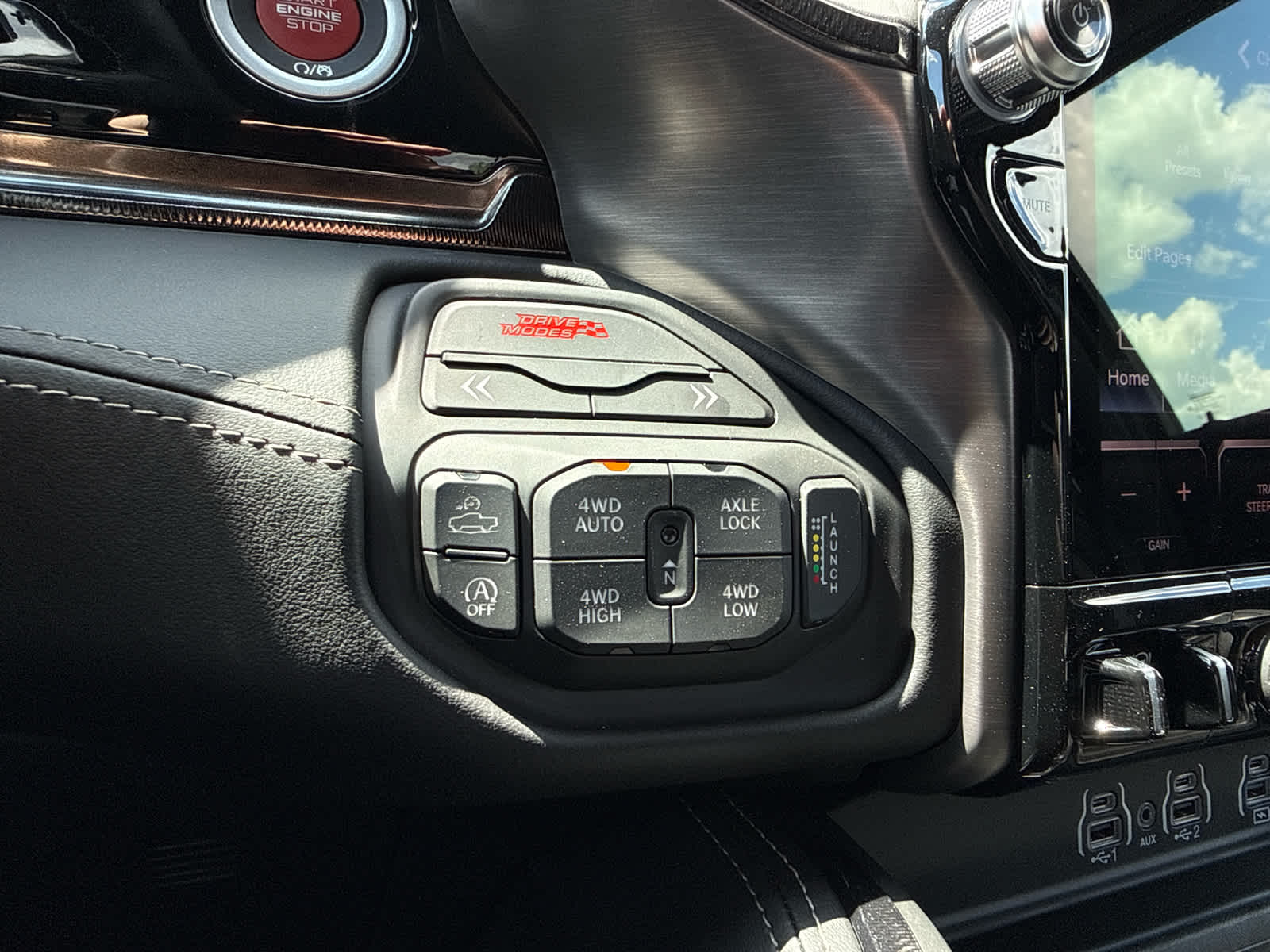 2026 RAM Ram 1500 RAM 1500 RHO CREW CAB 4X4 5'7' BOX