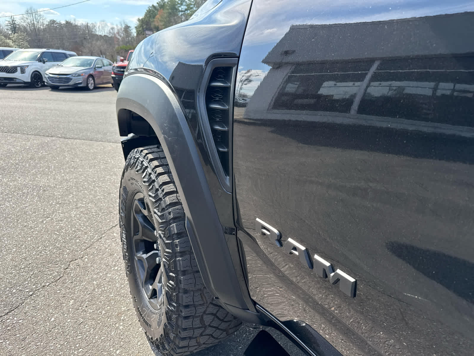 2026 RAM Ram 1500 RAM 1500 RHO CREW CAB 4X4 5'7' BOX